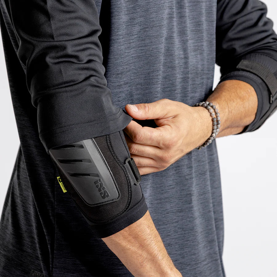 IXS Carve X Jersey Black